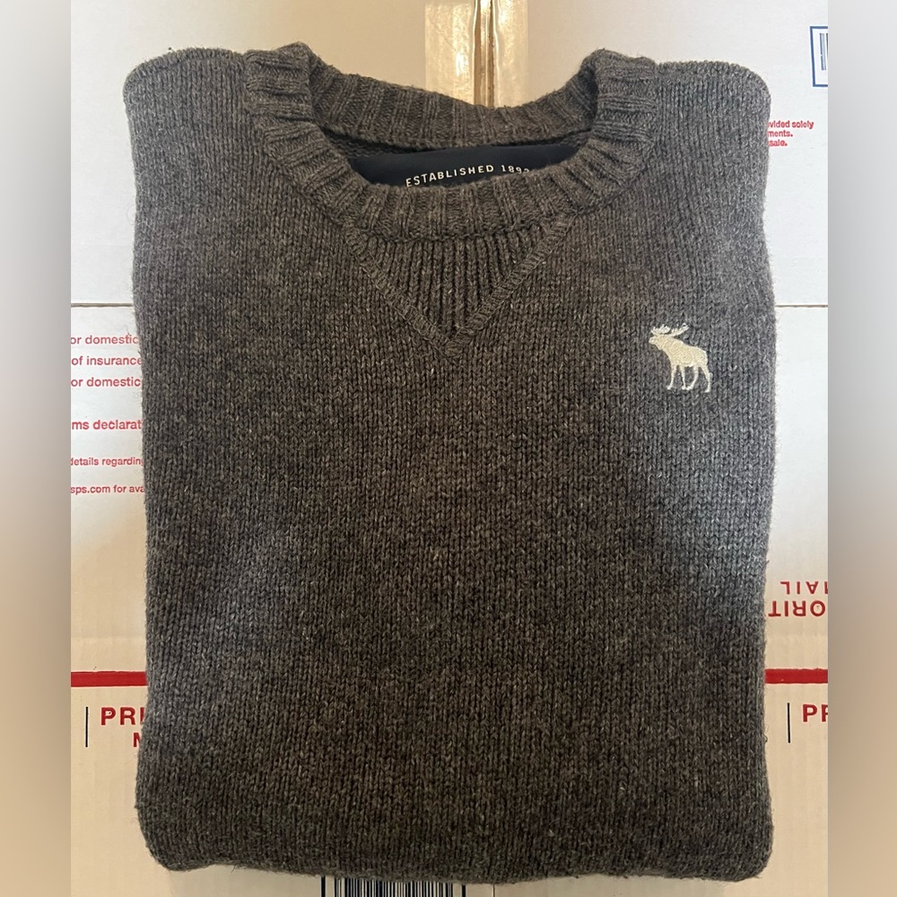 Kids Abercrombie and Fitch A&F Crew-Neck Long Sleeve Sweater Gray Size Boys XL